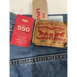 NWT Levi's 505 Men's Jeans 32x30 Regular Fit Straight Leg Stretch
